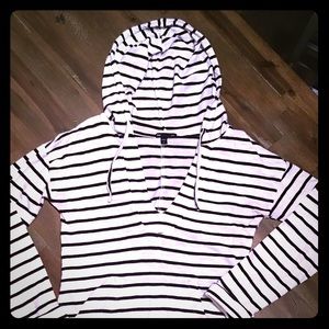 Gap Nautical long sleeve V neck shirt